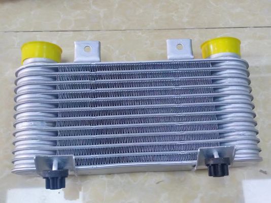 OE NO. WL85-13-550 Mazda BT50 Ford Ranger 1999-2006 के लिए इंजन इंटरकूलर कोर