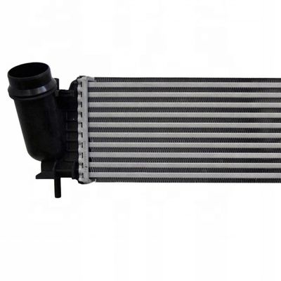 निसान नवर NP300 रेनॉल्ट अलास्का 2.5 dCi 4x4 144614KV1A 2014- शीर्ष के लिए इंटरकूलर