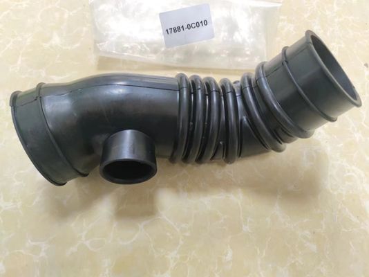 OEM 17881-0C010 टोयोटा टैकोमा 4 रनर 1995-2000 2.4L 2.7L के लिए रबर वायु प्रवेश नली