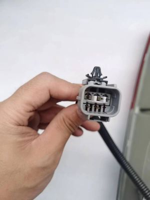 टोयोटा टुंड्रा 07-09 81560-0C070 2006- वोल्टेज 12V वर्ष 2006- 12V के लिए 12V टेल लाइट