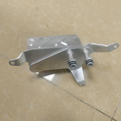 फोर्ड रेंजर के लिए JB3Z7A095C तेल कूलर BT50 YN25