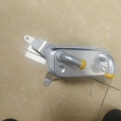 फोर्ड रेंजर के लिए JB3Z7A095C तेल कूलर BT50 YN25