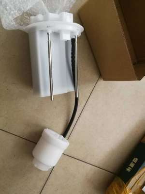 इन-टैंक ईंधन फ़िल्टर OE NO. 77024-42011 टोयोटा लेक्सस NX Rav4 के लिए आयातित फ़िल्टर पेपर के साथ